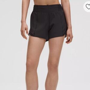 Lululemon Hotty Hot High-Rise Lined Short 4"